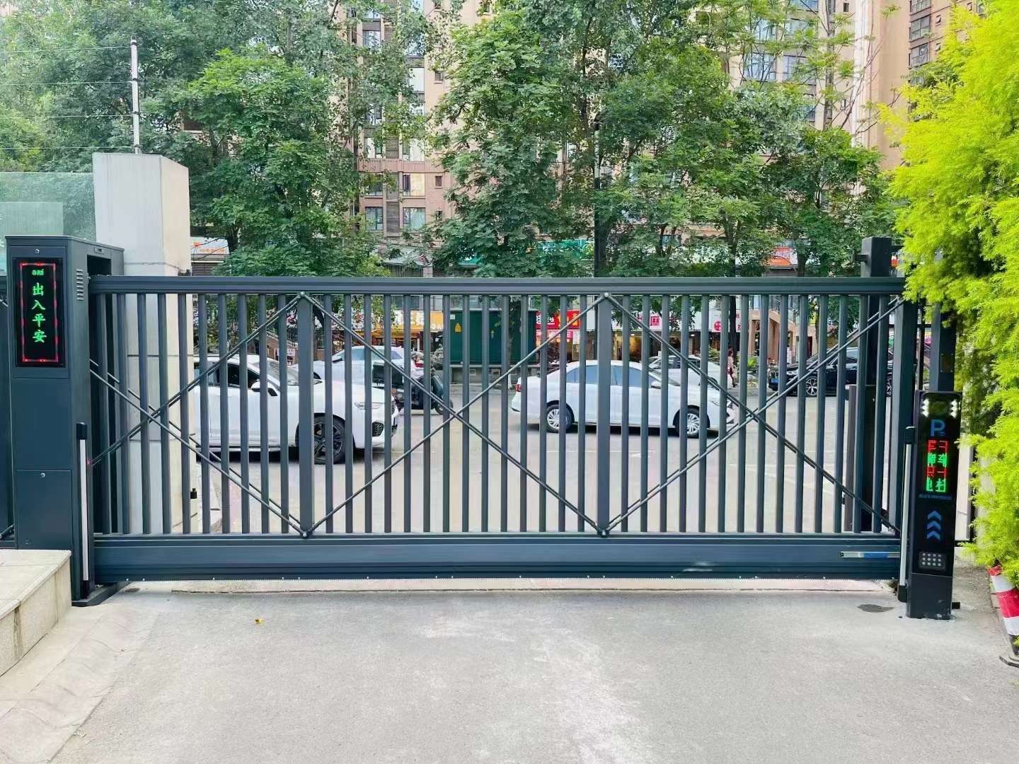 如皋市电动伸缩门
